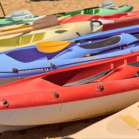 One Bedroom Coastal Flat - Beahost Appartamento *